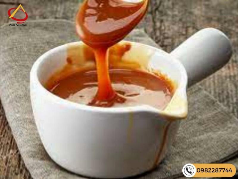 Bước 1 - Làm lớp nước caramel cho bánh